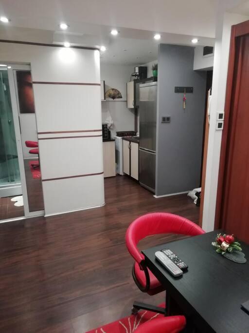 Sofia Zen - On Metro, Ultra Fast Wi-Fi Apartamento Exterior foto